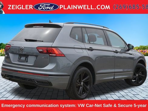 Used 2023 Volkswagen Tiguan SE R-Line AWD/4WD image 5