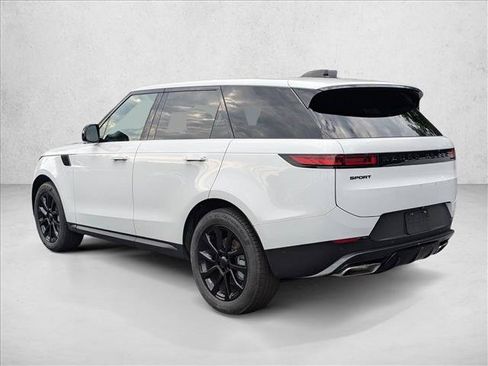 Used 2025 Land Rover Range Rover Sport SE AWD/4WD image 8