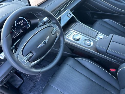 Used 2023 Genesis GV80 2.5T w/ Prestige 20" Package image 10