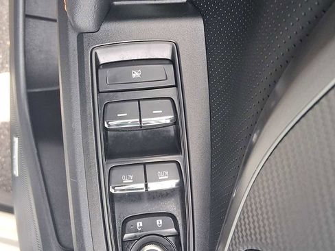 Used 2023 Subaru Crosstrek 2.5i Limited image 14