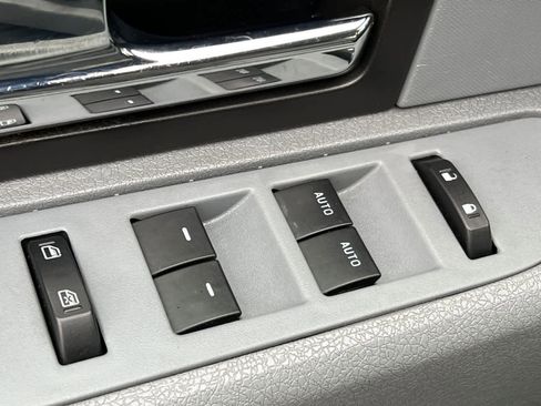 Used 2014 Ford F150 XLT w/ Equipment Group 302A Luxury image 13