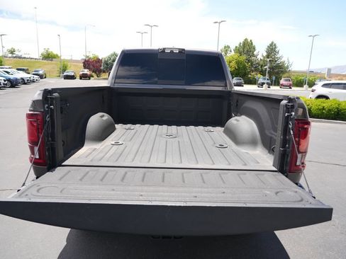 Used 2025 RAM 2500 Limited AWD/4WD image 4