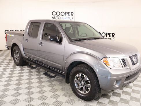 Used 2019 Nissan Frontier Desert Runner RWD image 1