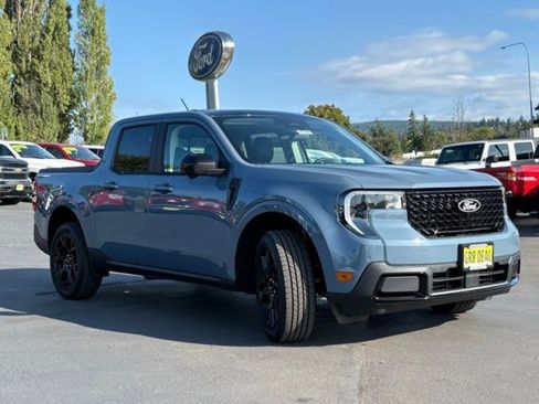 New 2025 Ford Maverick Lariat w/ Black Appearance Package AWD/4WD image 3