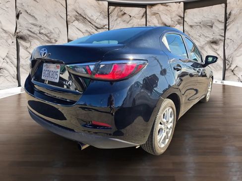 Used 2018 Toyota Yaris iA image 6