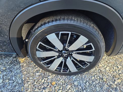 New 2025 Mitsubishi Outlander SEL image 28