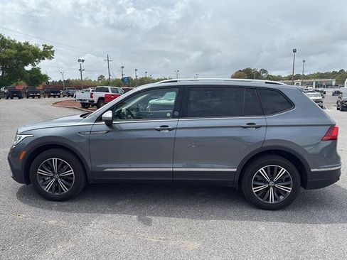 Used 2024 Volkswagen Tiguan Wolfsburg Edition FWD image 4