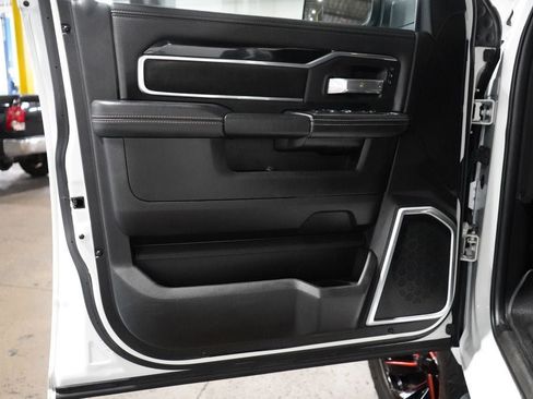 Used 2019 RAM 2500 Laramie w/ Night Edition AWD/4WD image 22