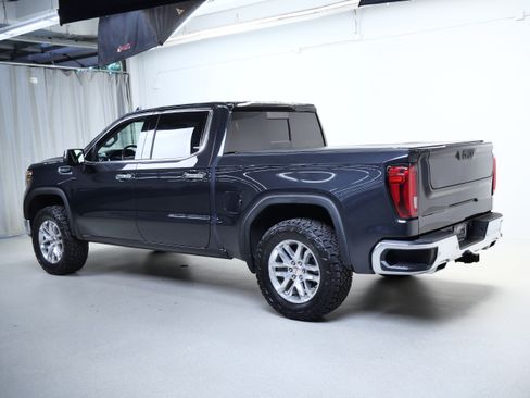 Used 2020 GMC Sierra 1500 SLT w/ SLT Premium Plus Package AWD/4WD image 9