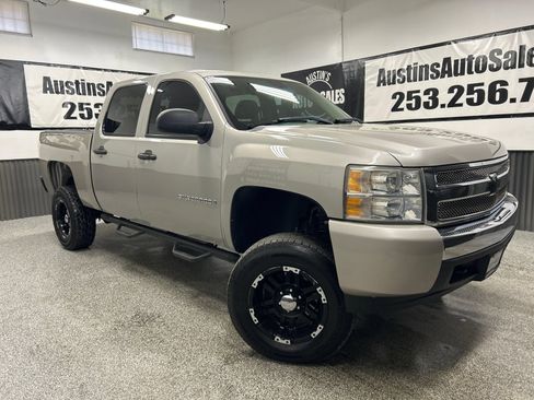 Used 2008 Chevrolet Silverado 1500 LT RWD image 1