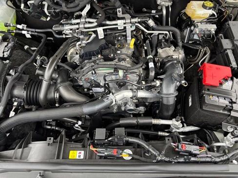 New 2025 Ford Bronco Base w/ Sasquatch Package image 27