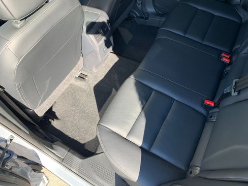 Used 2023 Nissan Rogue SL image 27