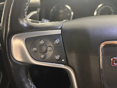 Used 2019 GMC Yukon XL SLT w/ Graphite Performance Edition RWD image 28