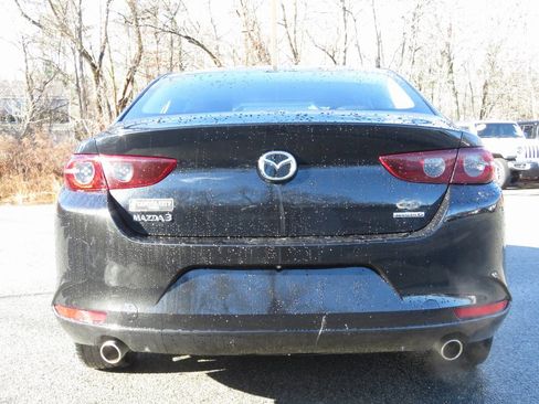 Used 2020 MAZDA MAZDA3 Sedan w/ Select Package image 7