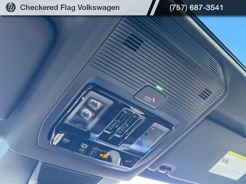 New 2026 Volkswagen Tiguan SE R-Line image 19