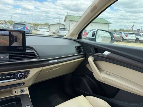 Used 2024 Audi Q5 2.0T Premium Plus AWD/4WD image 46