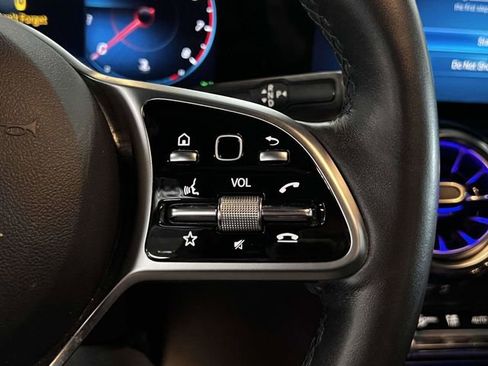 Certified 2023 Mercedes-Benz GLB 250 4MATIC image 22