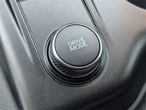 Used 2025 Ford Explorer Active image 30