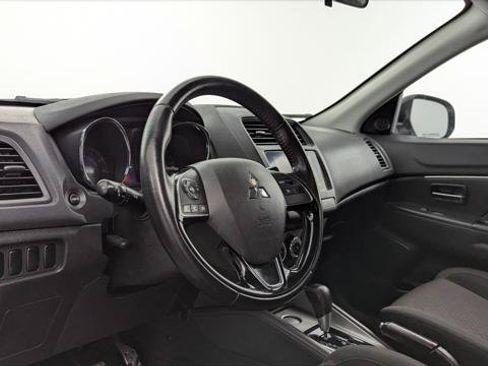 Used 2019 Mitsubishi Outlander Sport LE FWD image 23