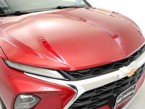 Used 2023 Chevrolet Blazer LT AWD/4WD image 12