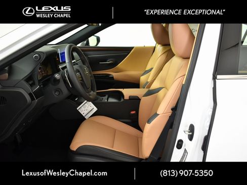 New 2025 Lexus ES 350 w/ Premium Package image 6
