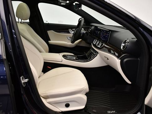 Used 2023 Mercedes-Benz E 450 4MATIC Sedan image 51