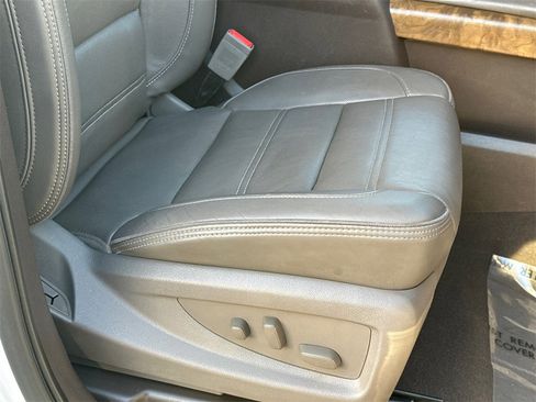 Used 2019 GMC Yukon XL Denali w/ Denali Ultimate Package image 14