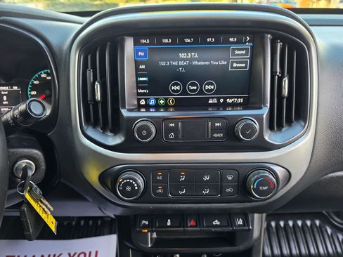 Used 2022 Chevrolet Colorado LT w/ Fleet Safety Package AWD/4WD image 30
