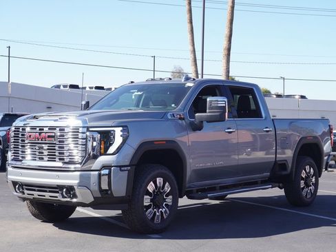 New 2026 GMC Sierra 2500 Denali w/ Max Trailering Package image 4