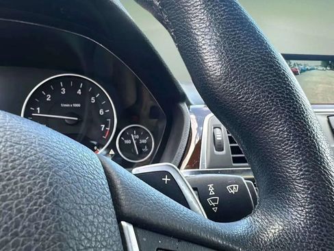 Used 2017 BMW 330i xDrive Sedan image 35
