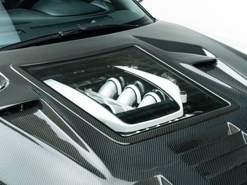 Used 2013 Nissan GT-R Black Edition image 12