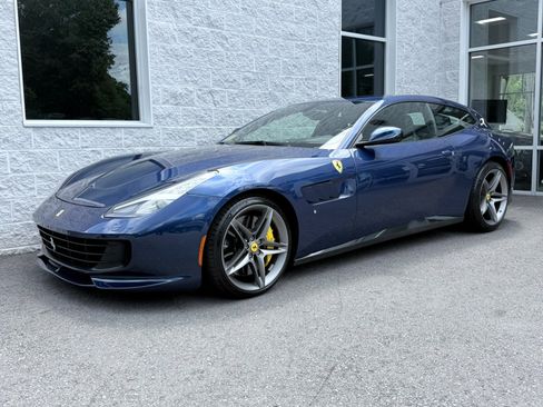 Used 2019 Ferrari GTC4Lusso AWD/4WD image 3