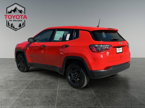 Used 2018 Jeep Compass Sport FWD image 3