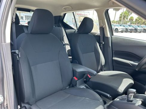 New 2025 Nissan Kicks Play S image 35