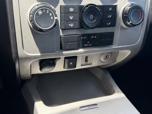 Used 2010 Ford Escape XLT FWD image 27