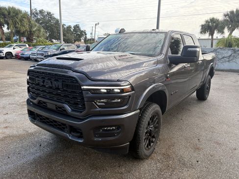 Used 2025 RAM 2500 Limited image 3
