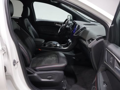 Used 2024 Ford Edge ST-Line AWD/4WD image 23