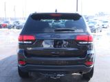 Used 2018 Jeep Grand Cherokee Laredo image 3