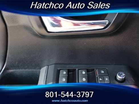 Used 2016 Toyota Tacoma TRD Off-Road w/ Towing Package AWD/4WD image 12