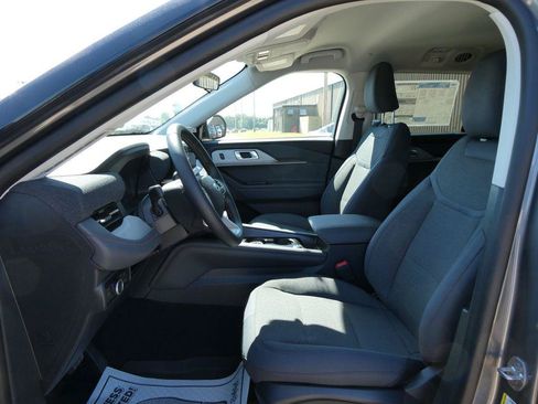 New 2026 Ford Explorer Active AWD/4WD image 18
