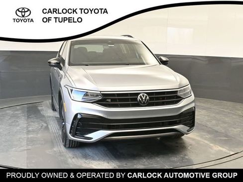 Used 2022 Volkswagen Tiguan SE R-Line image 6