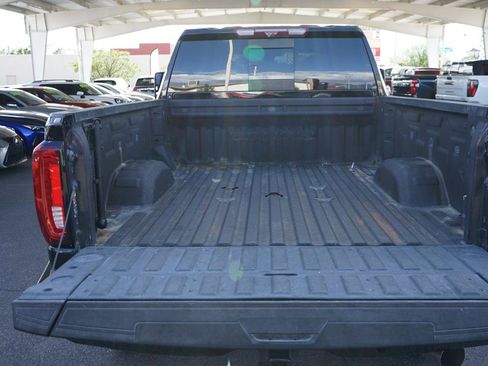 Used 2023 GMC Sierra 2500 Denali w/ Denali Black Diamond Edition AWD/4WD image 29