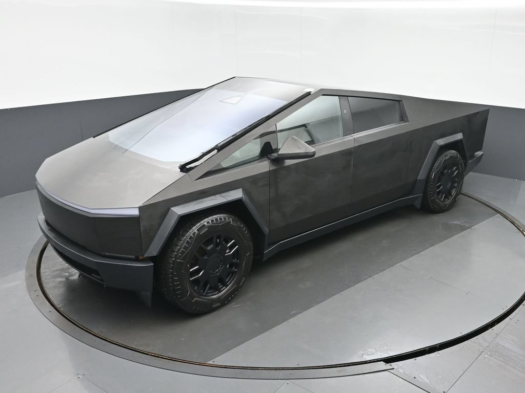 Used 2024 Tesla Cybertruck AWD Crew Cab image 14