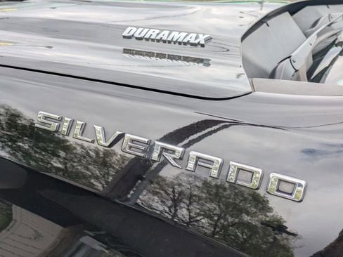 Used 2020 Chevrolet Silverado 1500 LTZ w/ LTZ Plus Package AWD/4WD image 33