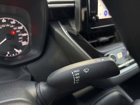 Used 2024 Toyota Corolla LE FWD image 20