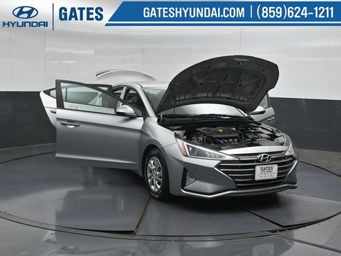 Used 2020 Hyundai Elantra SE FWD image 52