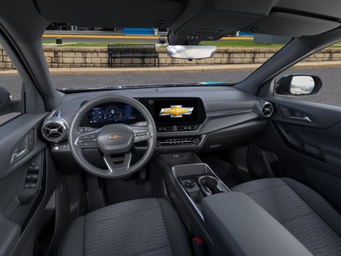 New 2026 Chevrolet Equinox LT w/ Safety and Technology Package image 39