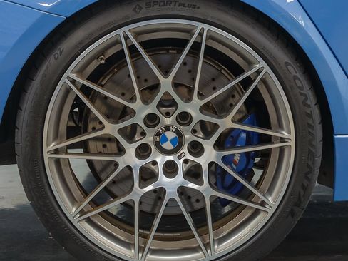 Used 2016 BMW M3 RWD image 39