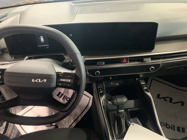 New 2026 Kia Sorento S AWD/4WD image 9