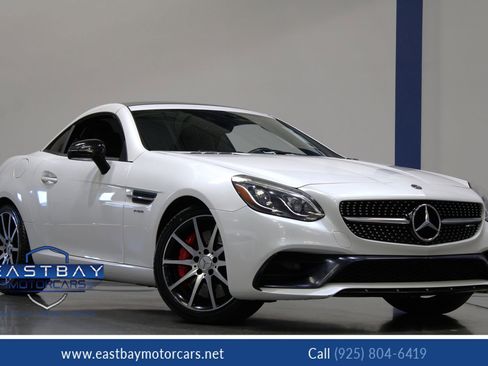 Used 2019 Mercedes-Benz SLC 43 AMG image 1